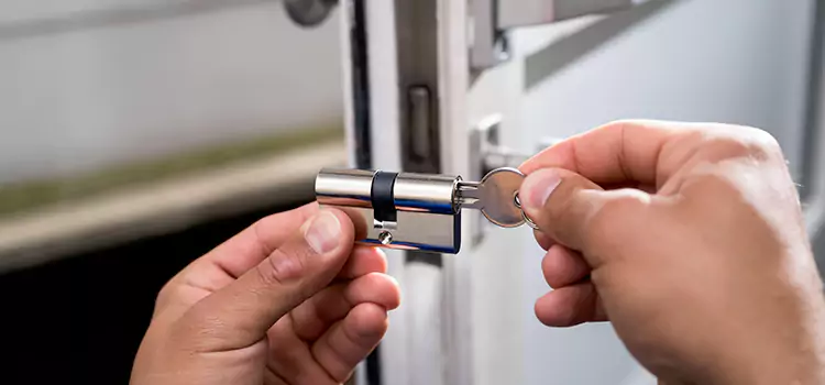 Emergency Locksmith for House Lombard