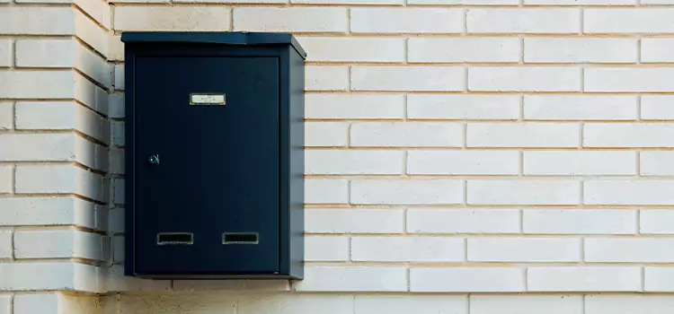 Mailbox Lock Repair Lombard