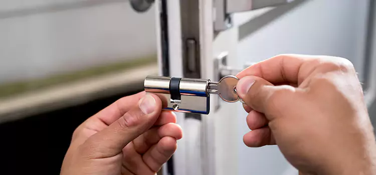 Lock Change Locksmiths Lombard